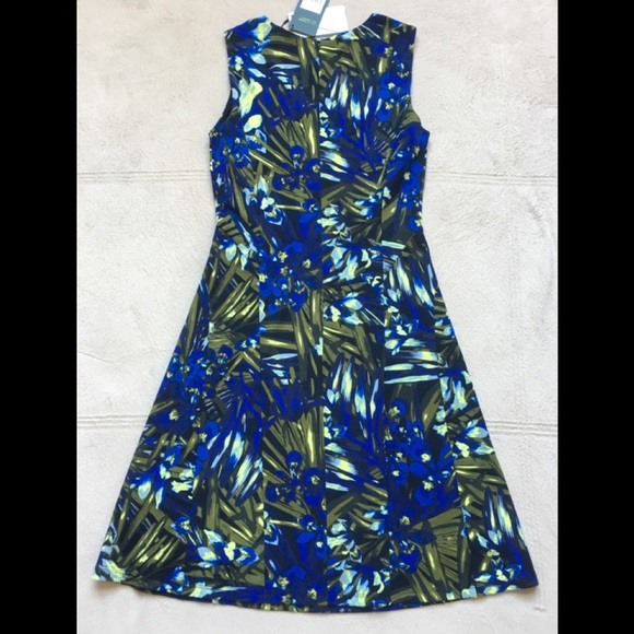 LYSSE’ Noche Pont Flare Dress, Size SMALL, Blue & Yellow Floral, Stretchy, NWT - Picture 3 of 10